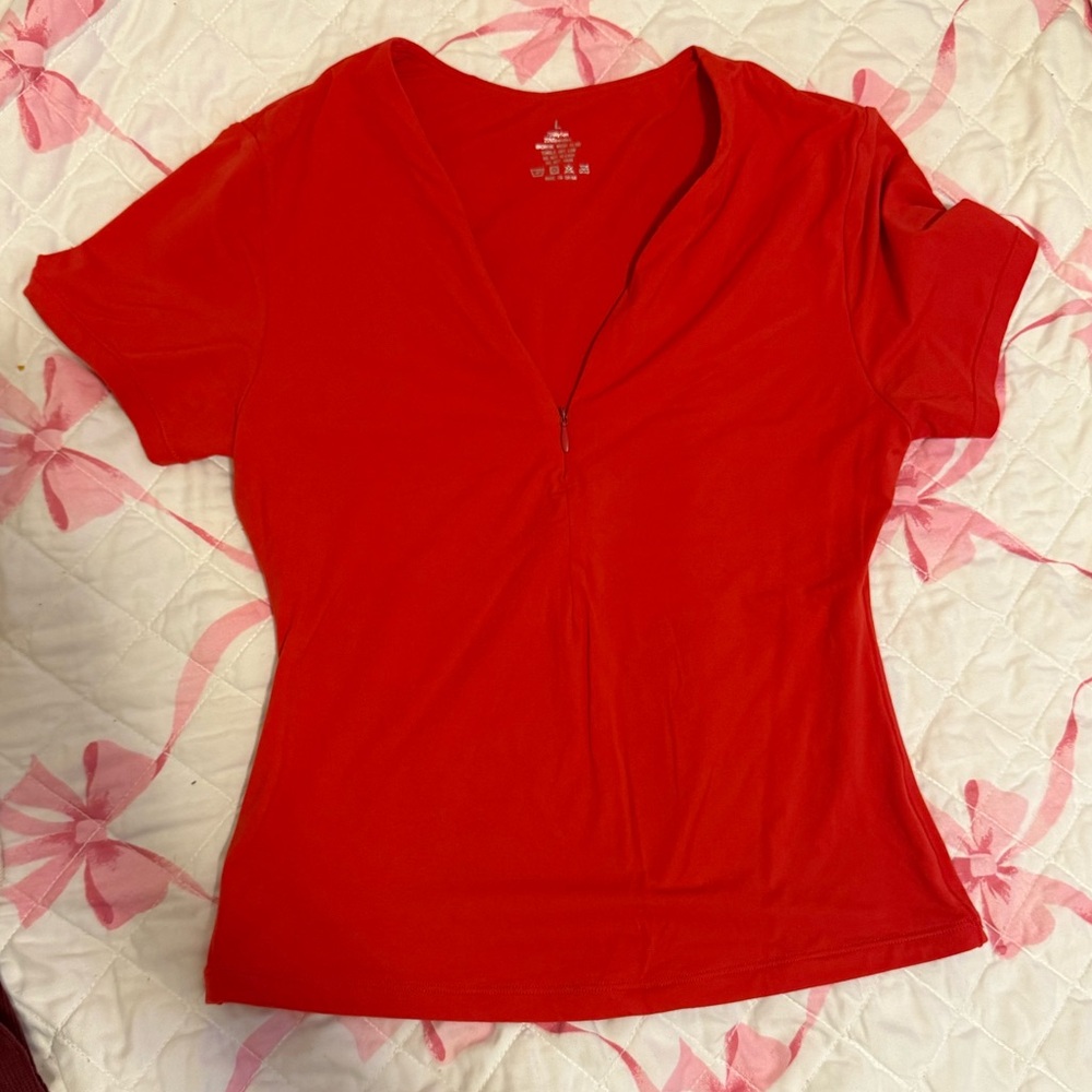 Women's Assorted Color Tops Set - Picture 2 of 6